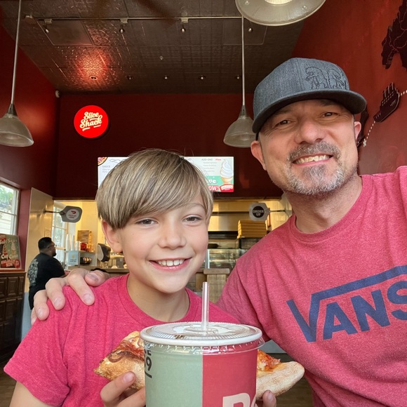 Meet your Posher, Michal - Picture 3 of 4